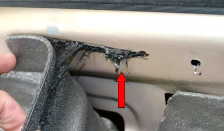 adhesive for insulation on door panel - PeachParts Mercedes-Benz Forum